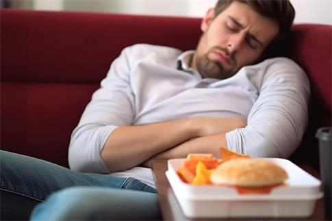 1694476608198384.jpg 攝圖網(wǎng)_600166068_banner_男子宿醉后吃不下食物(企業(yè)商用).jpg