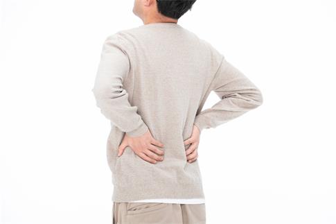 1698450479202069.jpg 攝圖網(wǎng)_501690545_banner_成年男性身體不舒服腰疼(企業(yè)商用).jpg