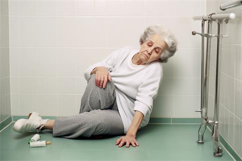 1711092626835882.jpg 攝圖網(wǎng)_600374690_摔倒的老人(企業(yè)商用).jpg