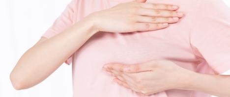 1754365609811822.jpg 攝圖網(wǎng)_501673276_青年女子胸口疼痛(企業(yè)商用)(1).jpg